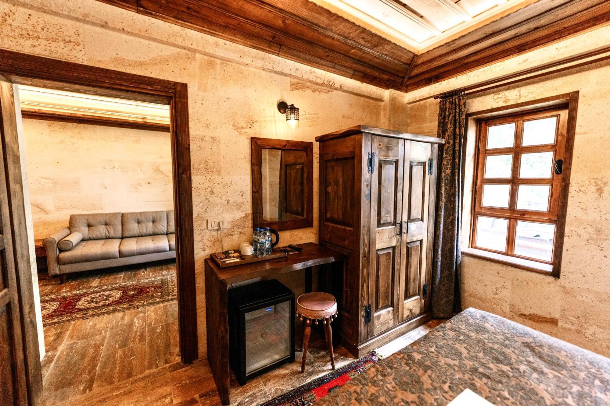 Flavia Cappadocia Hotel Uchisar Exterior photo